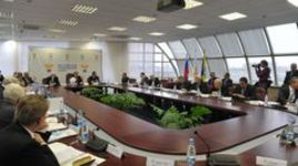 Исполком № 4: что делать Толстых