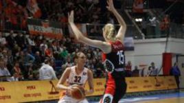 График Таурази: 4,5 трехочкового за игру!