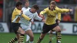 Бывший полузащитник "Боруссии" Владимир БУТ (справа).