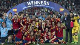 Забивали уроженцы Италии,  но чемпионы - испанцы