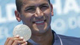 Без интриги