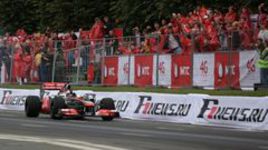 Пять команд "Формулы-1" у стен Кремля