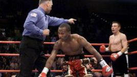 3 ноября 2001 года. Лас-Вегас. Заб ДЖУДА пытается прийти в себя после удара Кости ЦЗЮ.