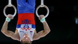 Спикировали