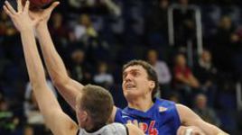 Каун неудержим по обе стороны океана