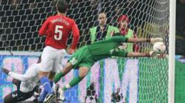 17 октября 2007 года. Москва. Лужники. Россия - Англия - 2:1. В игре Владимир ГАБУЛОВ.