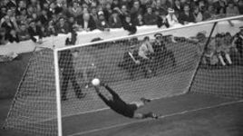 Пять лучших матчей Льва Яшина