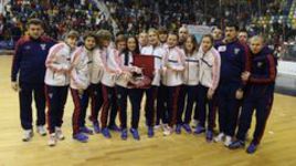 Наши девушки забронзовели