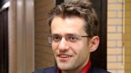 Карякин не смог остановить Ароняна