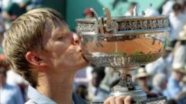9 июня 1996 года. Париж. Евгений КАФЕЛЬНИКОВ – чемпион Roland Garros.