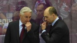 Среда. Сочи. Финляндия - Россия - 3:1. Зинэтула БИЛЯЛЕТДИНОВ и Дмитрий ЮШКЕВИЧ.