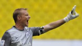 Вратарь "Зенита" Вячеслав МАЛАФЕЕВ.