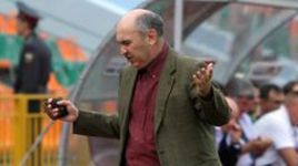 "Может, Бердыев четки забыл?"