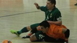 Тренеру КПРФ пришлось перевоплотиться в хирурга