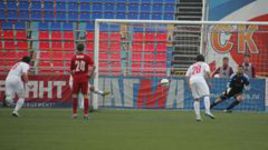 Аленичев - в премьер-лиге,  Колыванов - в "стыках"!