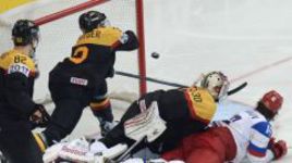 Олег Знарок:  "Хорошо, что пришлось переламывать"