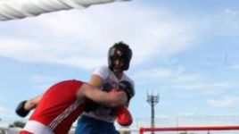 С мемориала на ринг