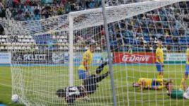 ФНЛ. 4-й тур. Пять главных событий. Осталось два лидера - "Анжи" и "Тосно"