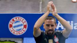 Полузащитник "Баварии" Франк РИБЕРИ решил завершить выступления за сборную Франции.