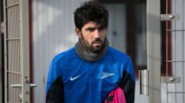 Нету станет одноклубником Парехи.  Пять трансферных слухов дня