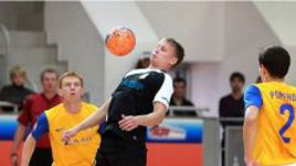 Лидер сыграл с детским садом