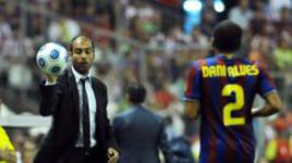 Дани Алвес воссоединится с Гвардьолой, "Арсенал" интересуется Фекиром. Пять трансферных слухов дня