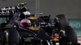 Баттон и Магнуссен меряются спонсорами