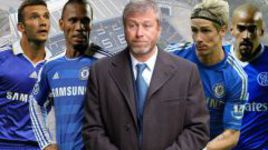 Роман АБРАМОВИЧ (в центре) - владелец лондонского "Челси".