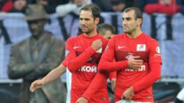 Будущий и бывший игроки "Краснодара" Роман ШИРОКОВ и Юра МОВСИСЯН соответственно.