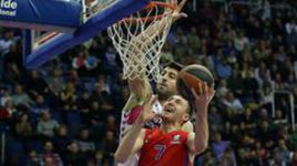 ЦСКА победил, Итудис притворился Филом Джексоном