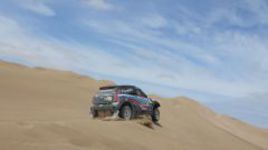 Де Вильерс теряет время в песках Атакамы