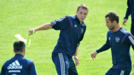 "Как Дзюба будет отрабатывать контракт,  когда Кержаков уйдет?"