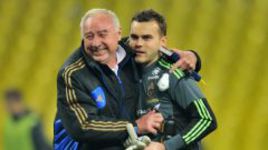 Вячеслав ЧАНОВ тренировал Игоря АКИНФЕЕВА последние 12 лет.