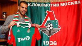 Сербский Хюнтелар готов к конкуренции с Павлюченко. "Локо" объявил о переходе Шкулетича