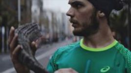 "Твоя дистанция - весь мир".  ASICS начинает рекламную кампанию 2015 года