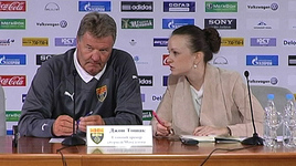 Пресс-конференция Джона Тошака перед матчем с Россией