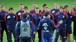 Капелло настраивает команду на победу!