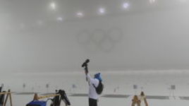 Масс-старт биатлонистов снова перенесен из-за тумана