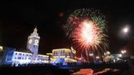 Красная поляна увидела салют!