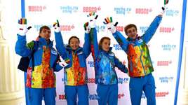 Волонтеры отмечают окончание Игр!