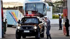 Сборная России в окружении полиции