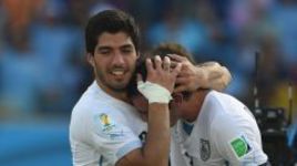 Суарес загрыз Италию