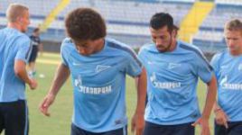 "Зенит" привыкает к жаре