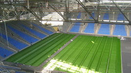 Где популярнее футбол: в России или Казахстане? 