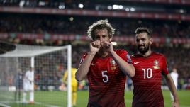 Данни вновь в лидерах сборной Португалии