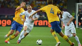 Бензема вместо Ибрагимовича, Кавани – наследник ван Перси и суперконтракт для Туре