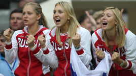 Елена Веснина: "В Майами впервые видела, чтобы Шарапова тейпировала ногу"