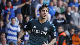 Месси лечится от приступов тошноты, Фабрегас едет домой