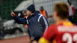 "Газовик" поборется с "Надеждой"