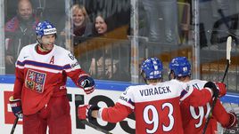 Когда король льда Ягр появляется на ледовой арене...